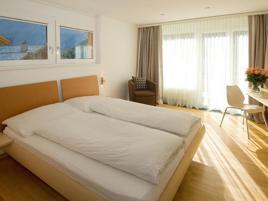 Dolce Vita Saas-Fee Quarto foto